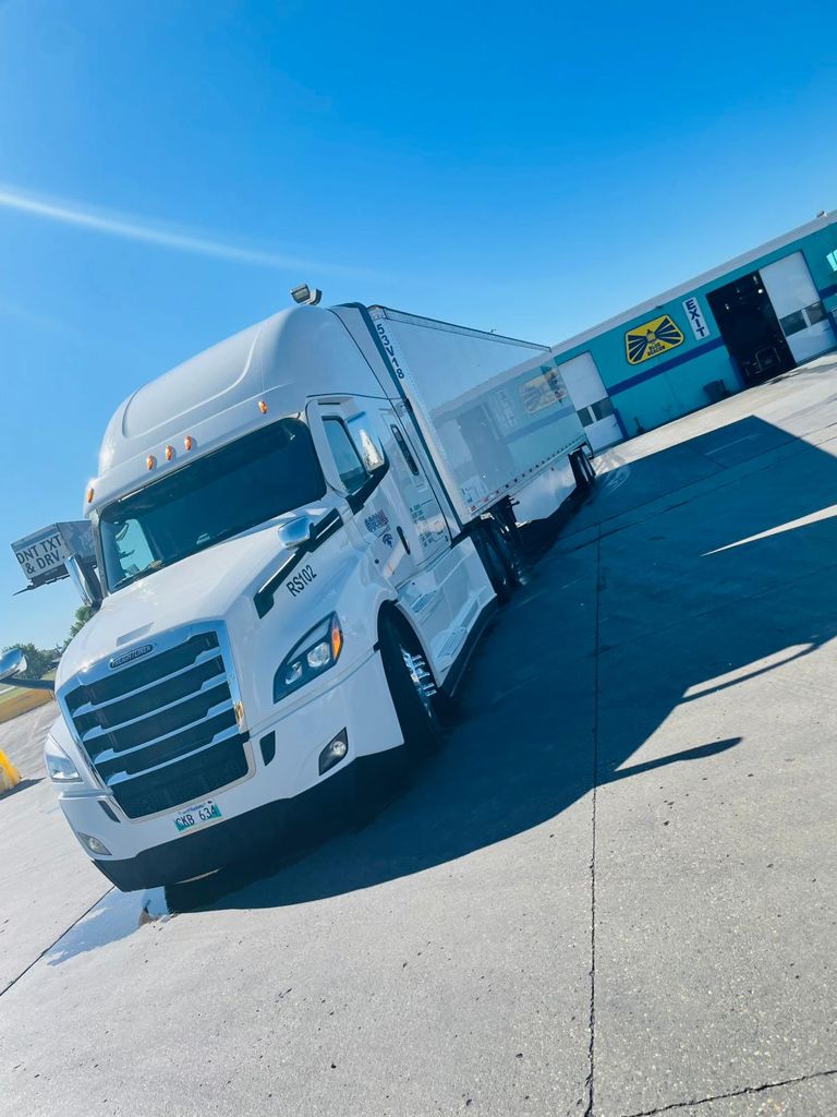 Goodall Transport Ltd | 144 Landover Dr, Winnipeg, MB R3Y, Canada | Phone: (204) 979-3717