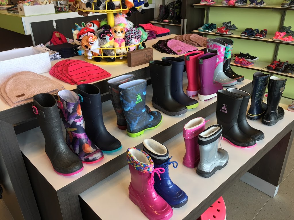 Chaussures Panda (Vaudreuil) | 585 Avenue Saint-Charles, Vaudreuil-Dorion, QC J7V 8P9, Canada | Phone: (450) 218-6888