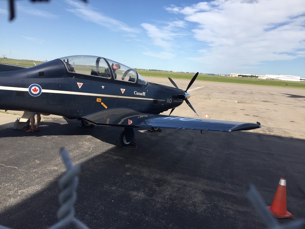 Canada Weather Svc | 1441 Aviation Park NE, Calgary, AB T2E 8M7, Canada | Phone: (403) 299-7878