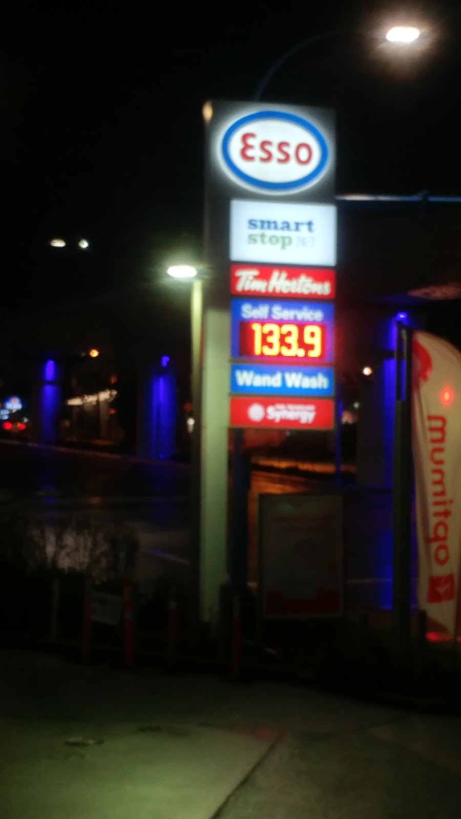 smartstop 24 7 | 3965 Austin Rd, Burnaby, BC V3J 1S2, Canada | Phone: (604) 422-8495