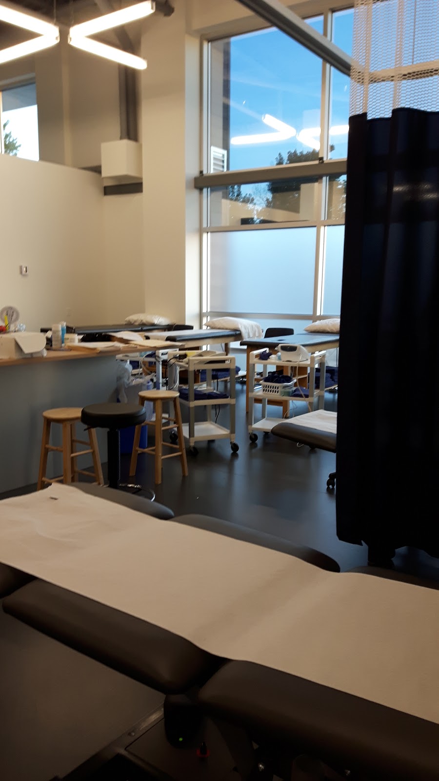 Évolution Physio Terrebonne - Physiothérapeute | 3115 Boulevard de la Pinière #110, Terrebonne, QC J6X 4P7, Canada | Phone: (450) 824-9393