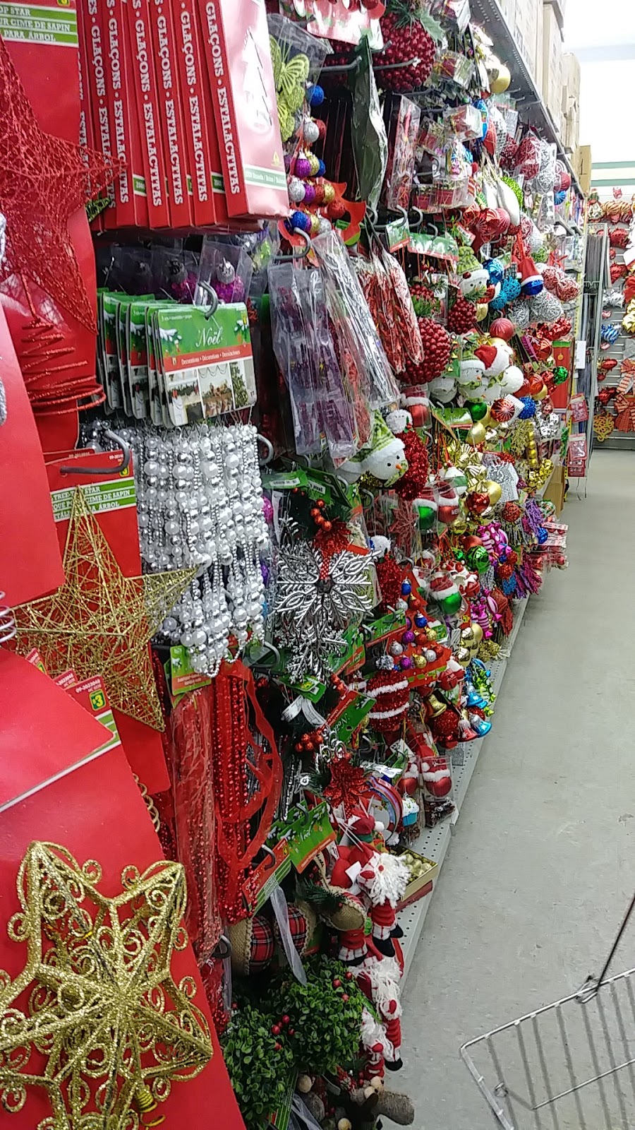 Dollarama | 15811 97 St NW, Namao Centre South, Edmonton, AB T5X 0C7, Canada | Phone: (780) 406-1914