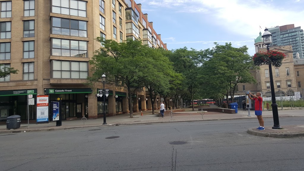 Market Lane Park | 149 King St E, Toronto, ON M5C 2Y7, Canada | Phone: (416) 338-4386