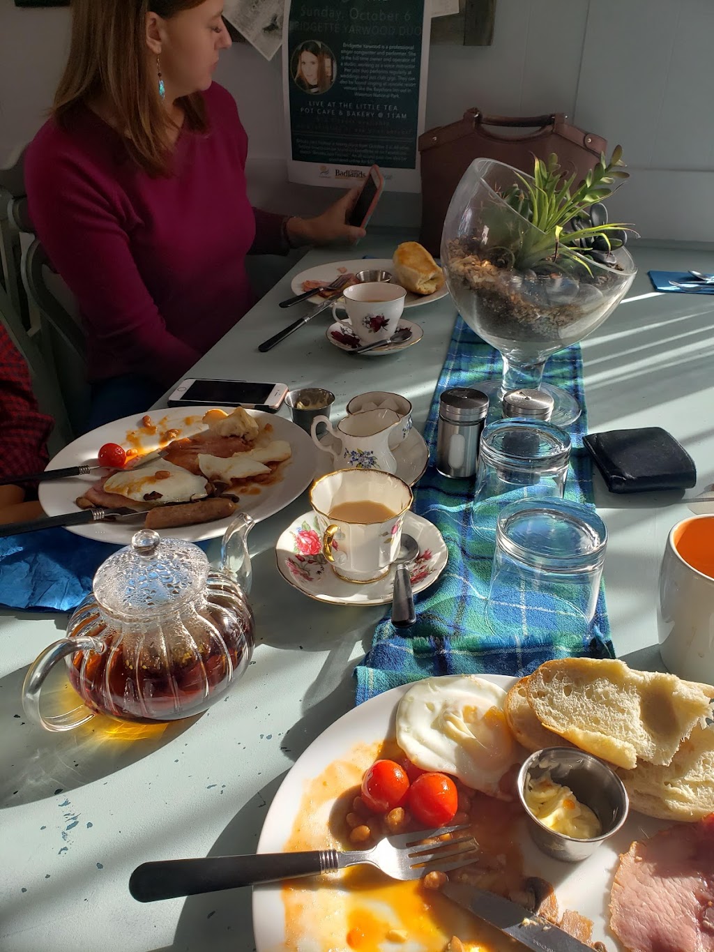Little Teapot Cafe & Bakery | 524 Centre St, Rosemary, AB T0J 2W0, Canada | Phone: (403) 899-6838