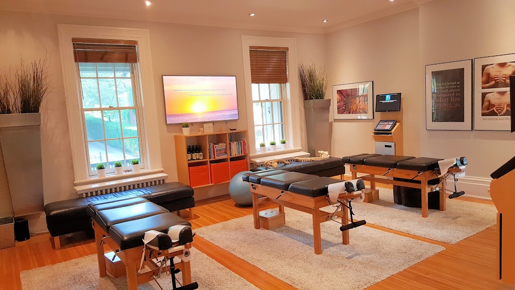 Norris Place Chiropractic | 116 Lake St, St. Catharines, ON L2R 5X8, Canada | Phone: (905) 685-5255