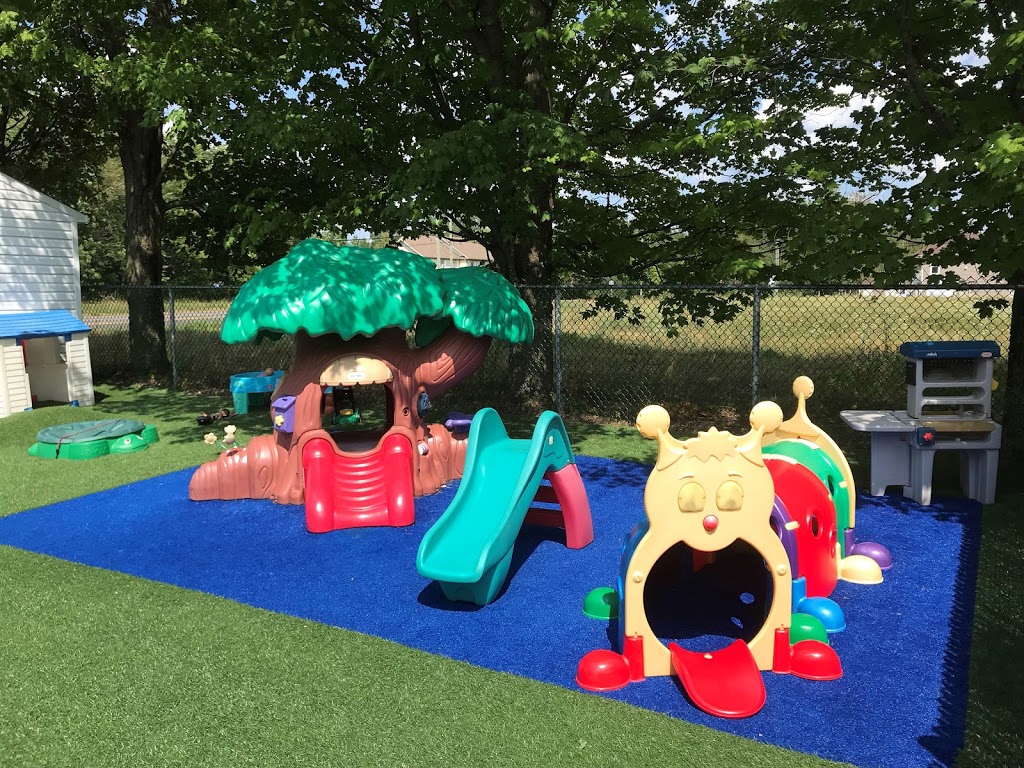 Garderie Les Petits Voyageurs | 1270 Rue Simonds S, Granby, QC J2H 0J6, Canada | Phone: (450) 378-6565