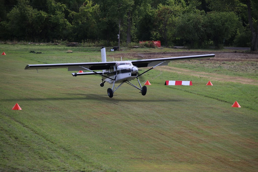 Aerodrome Saint-Bernard de Lacolle | 284 Rang Fisher N, Saint-Bernard-de-Lacolle, QC J0J 1V0, Canada | Phone: (450) 246-3389