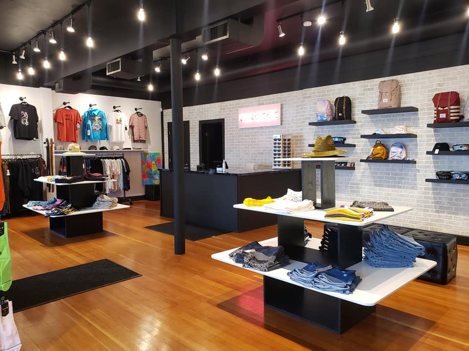 Four One One Apparel | 411 1st Ave, Ladysmith, BC V9G 1A1, Canada | Phone: (250) 912-0115
