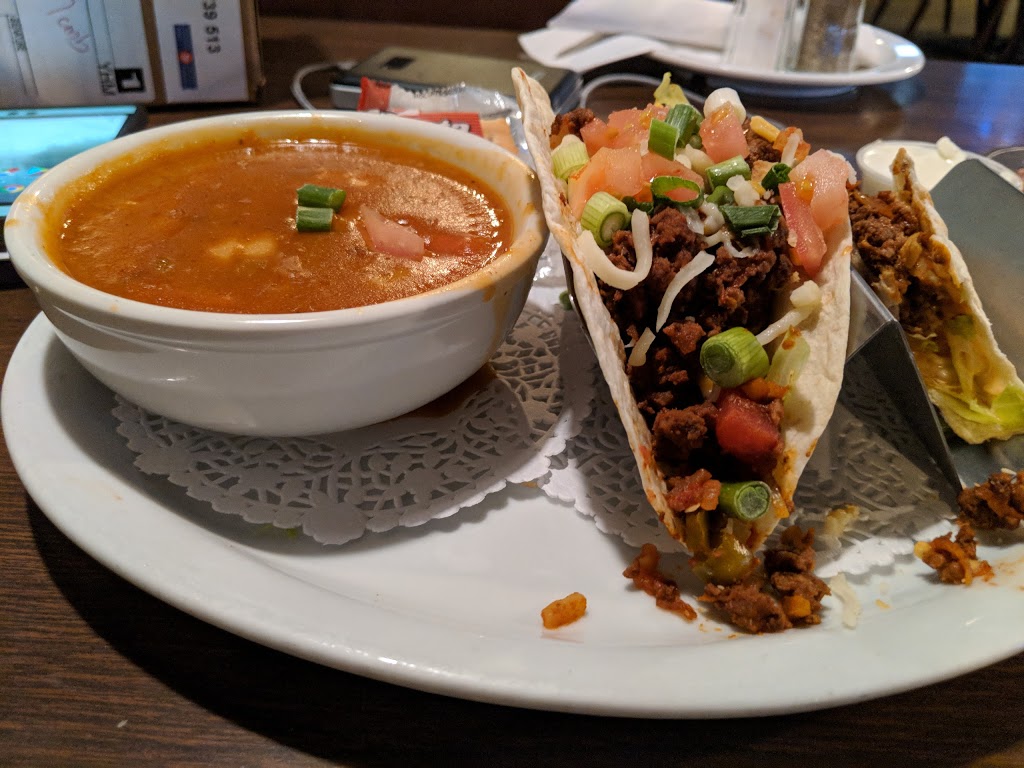 Ollees Bar & Eatery | 146 Fifth Av, St Thomas, ON N5R 4E7, Canada | Phone: (519) 633-8759