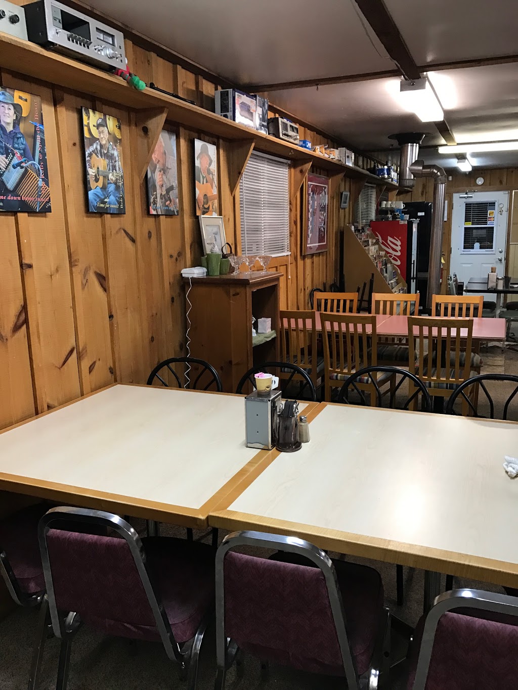 Spill The Beanz | 12 Peterson Rd, Northbrook, ON K0H 2G0, Canada | Phone: (613) 336-3385
