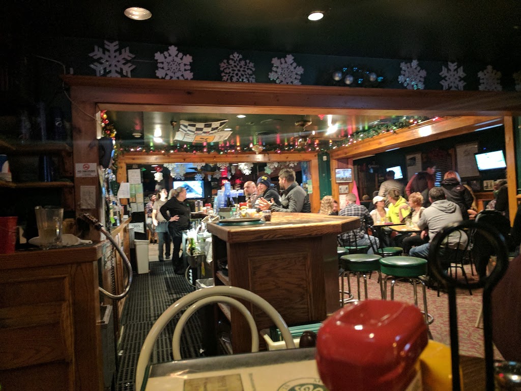 Murphy Inn | 505 Clinton Ave, St Clair, MI 48079, USA | Phone: (810) 329-7118