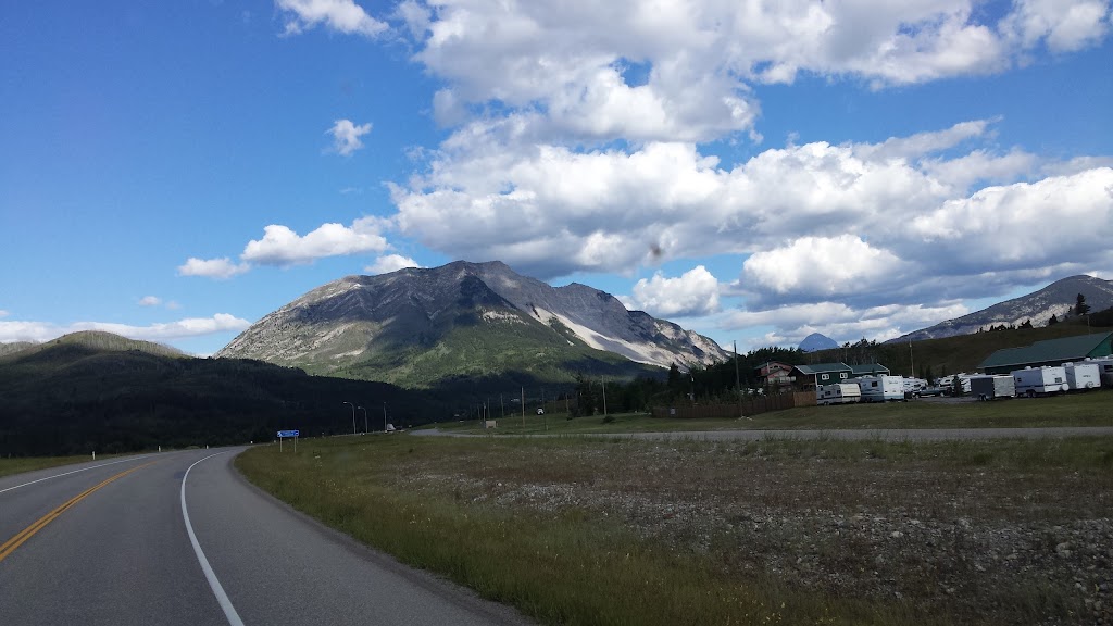 Crowsnest Pass Campground | 23751 Passburg Dr, Bellevue, AB T0K 0C0, Canada | Phone: (403) 564-4814