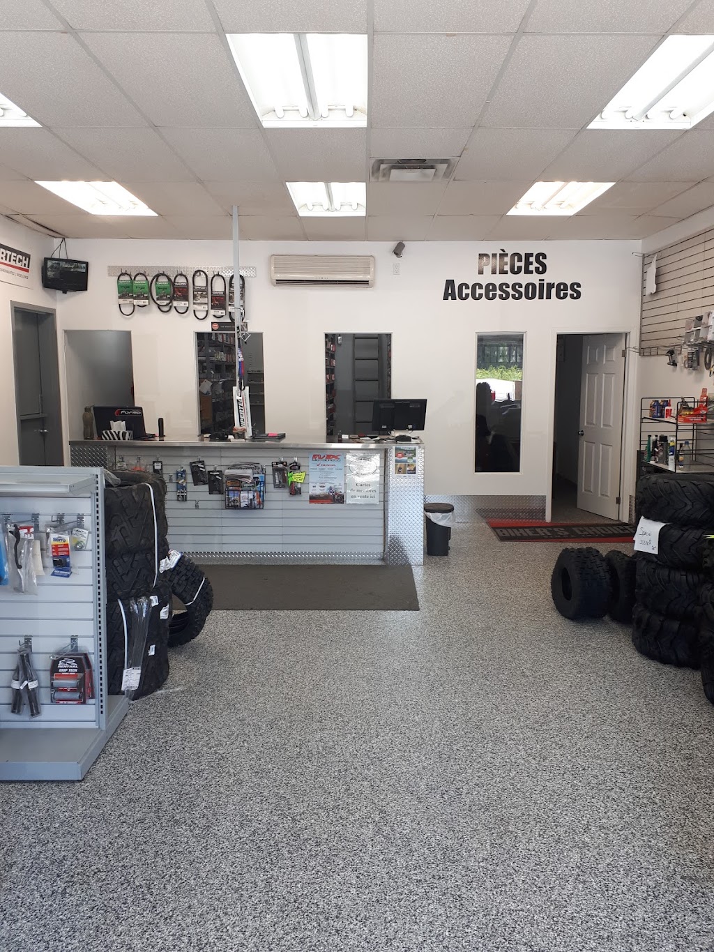 Mécanique GTX | Chem. Saint-Anicet, La Baie, QC G7B 3N8, Canada | Phone: (418) 677-3042