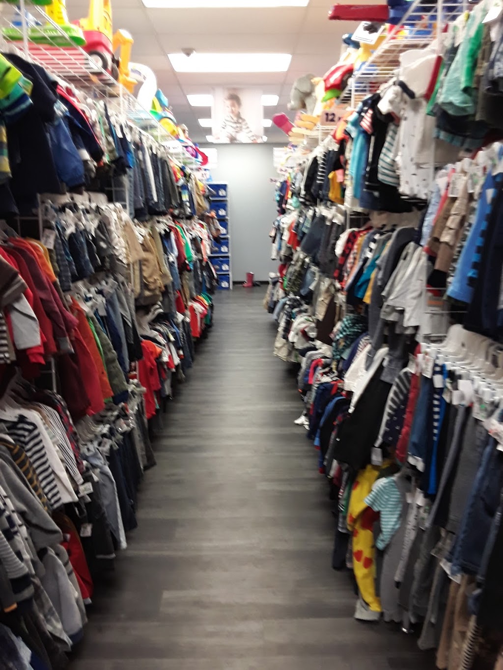 Once Upon A Child | 6711 Tecumseh Rd E Suite 11, Windsor, ON N8T 3K7, Canada | Phone: (519) 915-1219