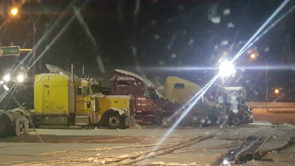 Bugga Trucking Inc | 12310 114 Ave, Surrey, BC V3V 3N5, Canada | Phone: (604) 498-2751