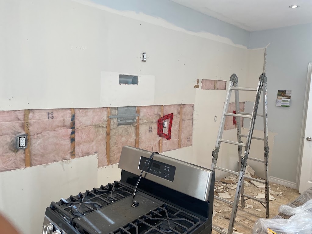Commission Demolition | 27 Berko Ave, Hamilton, ON L8V 2P8, Canada | Phone: (289) 880-8745