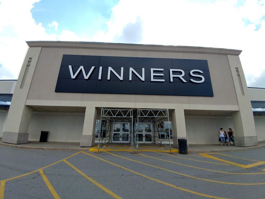 Winners | 30 N Village Way, Barrie, ON L4N 6P3, Canada | Phone: (705) 725-8552