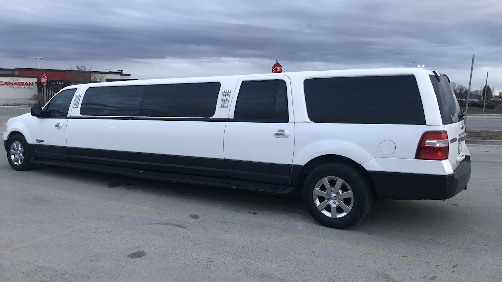 AAA VIP Limousine Service | 4 Creekside Rd, Winnipeg, MB R3Y 0N6, Canada | Phone: (204) 990-7186