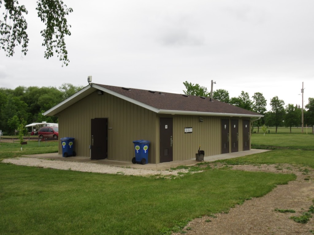 Cottonwood Campground | 45 Vanzile St, Treherne, MB R0G 2V0, Canada | Phone: (204) 723-2044