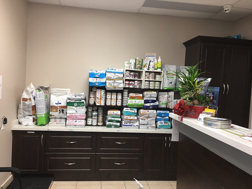 Simcoe Rossland Animal Hospital | 58 Rossland Rd W, Oshawa, ON L1G 2V5, Canada | Phone: (905) 571-7333