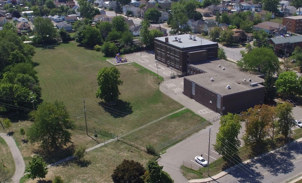 Prince of Wales South Public School | 40 Pine St S, Thorold, ON L2V 3L4, Canada | Phone: (905) 227-1321