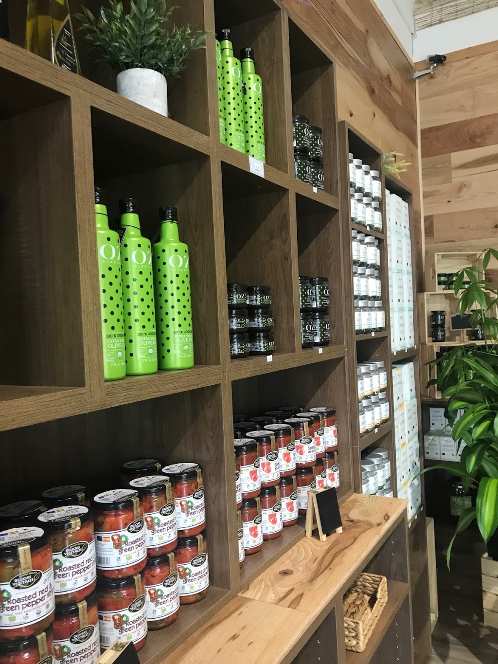 Aromi Organic Bazaar | 8099 Weston Rd # 2, Woodbridge, ON L4L 0C1, Canada | Phone: (289) 657-1017