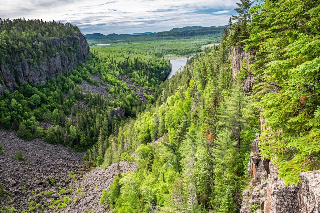 Ouimet Canyon Provincial Park | Greenwich Lake Rd, Pass Lake, ON P0T 2M0, Canada | Phone: (807) 977-2526