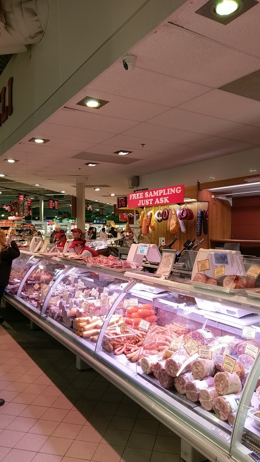 Starsky Fine Foods | 2040 Dundas St E, Mississauga, ON L4X 2X8, Canada | Phone: (905) 279-8889