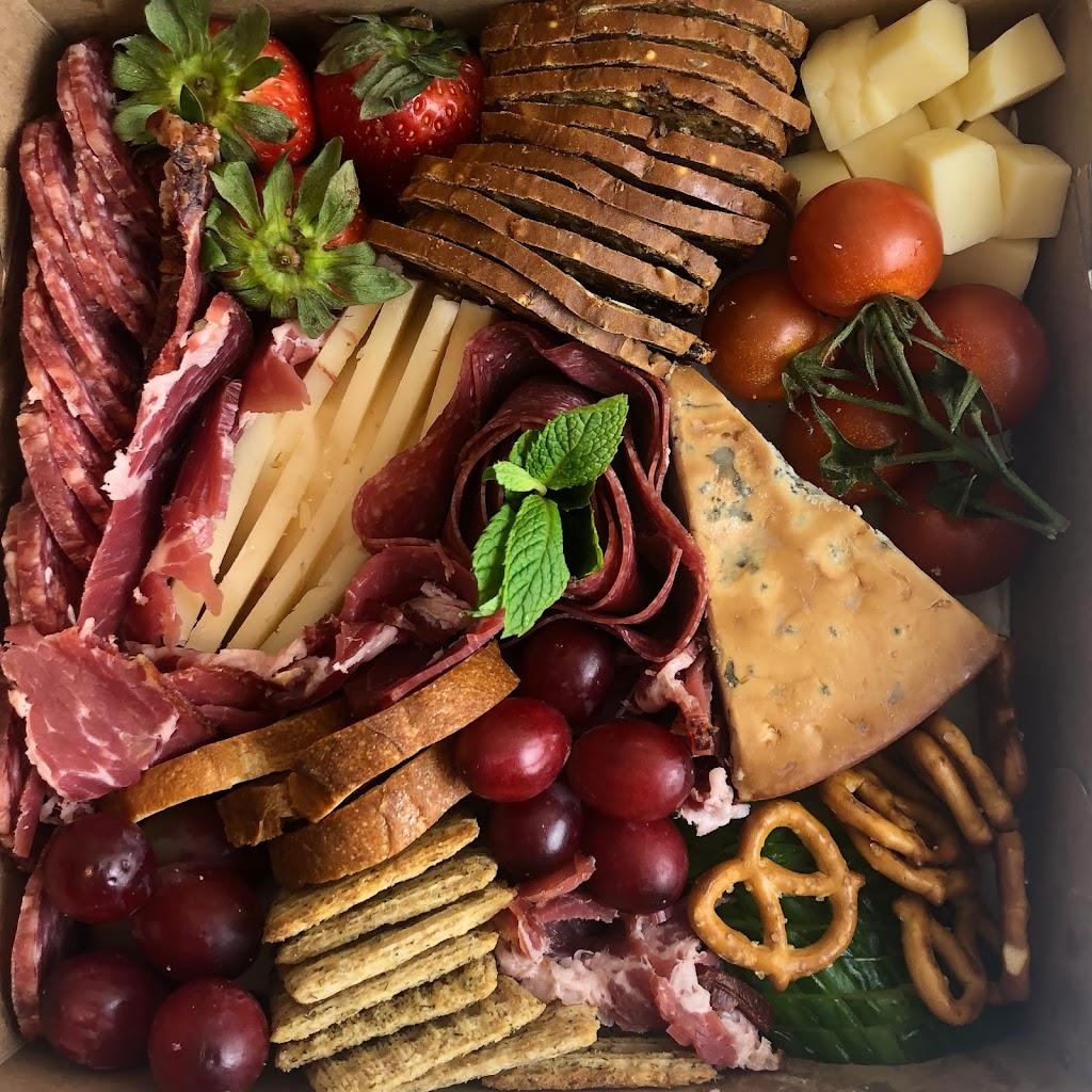 Charcuterie by IM | 5 Dunham Crescent, Aurora, ON L4G 2V3, Canada | Phone: (647) 870-8529