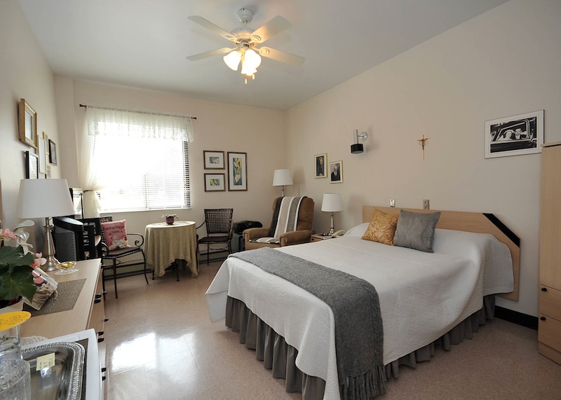 Maison Marie-Luce Labossière | 16650 Avenue Bourdages S, Saint-Hyacinthe, QC J2T 4J9, Canada | Phone: (450) 778-5595