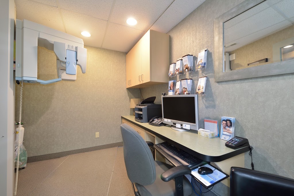 Dawson Dental Lucknow | 693 Havelock St, Lucknow, ON N0G 2H0, Canada | Phone: (519) 528-2621
