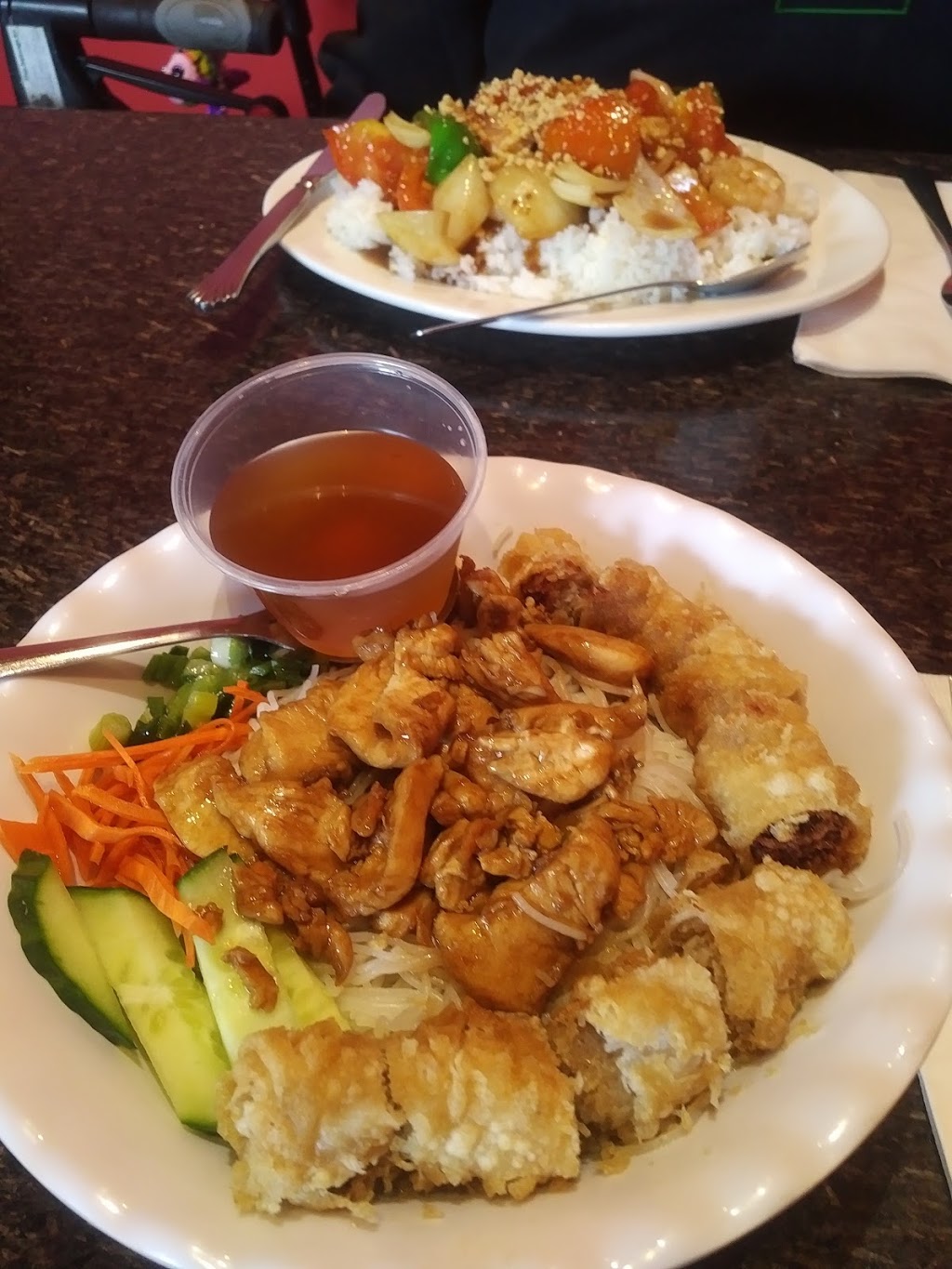 The Wok Asian Restaurant | 1840 8 St E #3, Saskatoon, SK S7H 0T6, Canada | Phone: (306) 933-1818