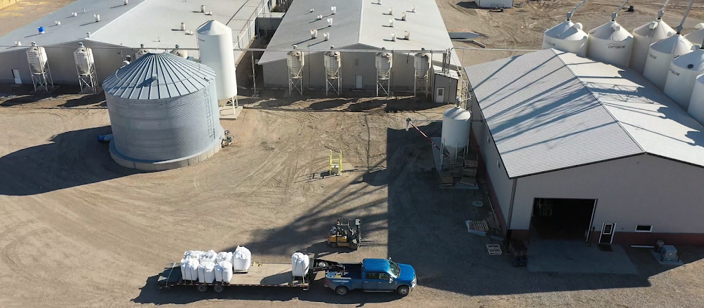 KLC Feeds | Box 125, Barons, AB T0L 0G0, Canada | Phone: (403) 369-0177