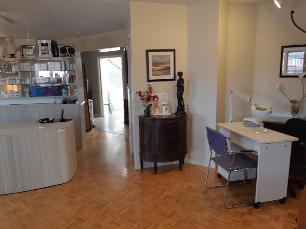 Femina Electrolyse Enr | 270 Blvd. Samson, Laval, QC H7X 2Y9, Canada | Phone: (450) 969-0490