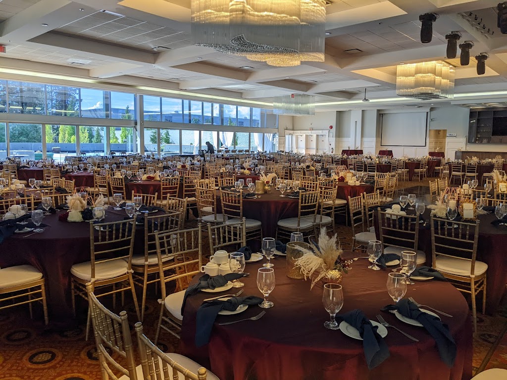 Bombay Banquet Hall Ltd | 7475 135 St, Surrey, BC V3W 0M8, Canada | Phone: (604) 594-2019