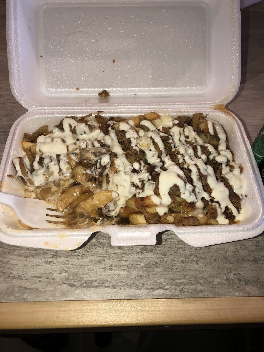 Osmows Shawarma | 400 Scott St, St. Catharines, ON L2N 6T4, Canada | Phone: (905) 935-1234