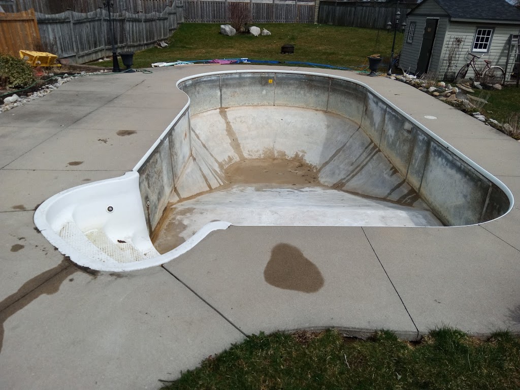 Coastal Pools | 16 Northcrest Dr, London, ON N5X 3V8, Canada | Phone: (519) 702-2777