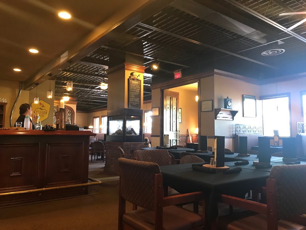 Davids Restaurant | 20 Shamrock Rd, Erin, ON N0B 1T0, Canada | Phone: (519) 833-5085