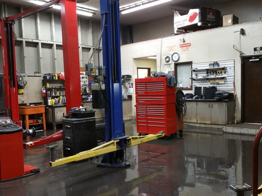AppleGate Auto | 9855 BC-97, Lake Country, BC V4V 1V7, Canada | Phone: (250) 766-5694