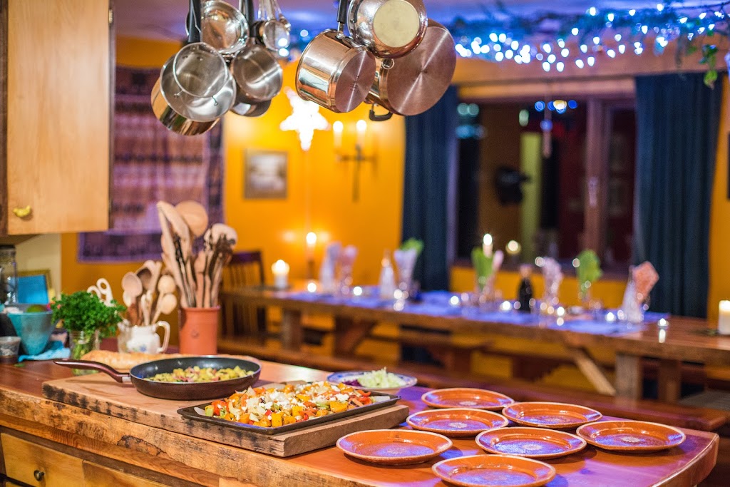 Canadian Powder Tours Lodge | 1410 McDonald Ave, Fernie, BC V0B 1M1, Canada | Phone: (250) 423-3019