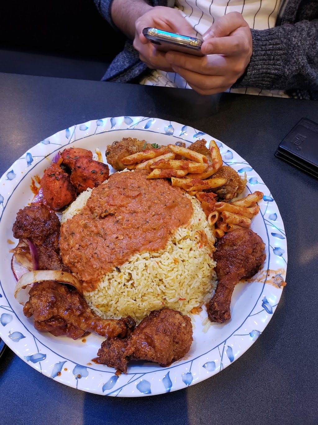 Istar Restaurant Somali Cuisine | 235 Dixon Rd, Etobicoke, ON M9P 2M5, Canada | Phone: (416) 247-5624