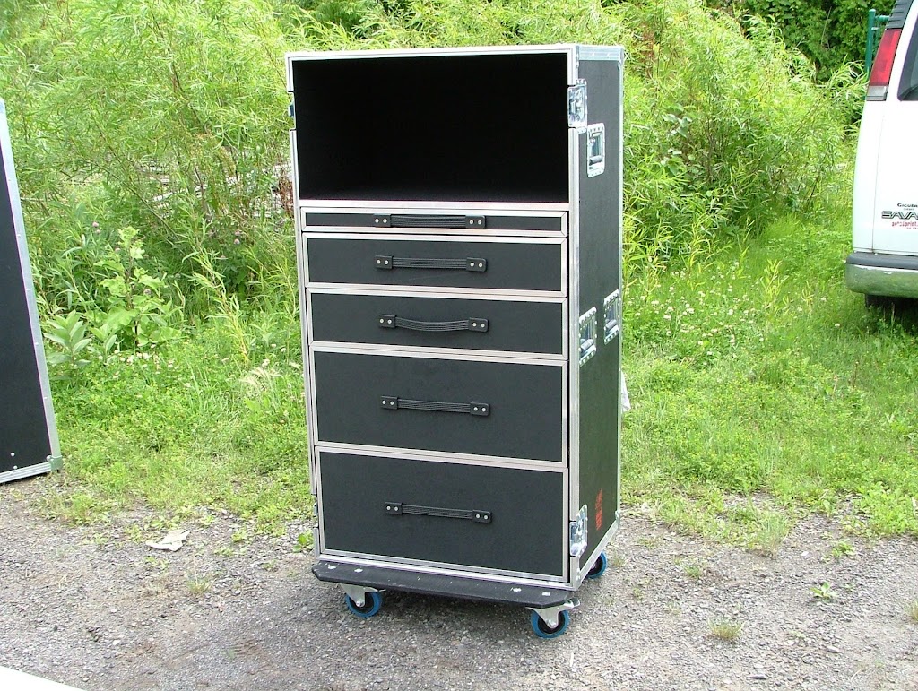 Ultra Case Montréal | 622 Chem. Saint-Louis, Beauharnois, QC J6N 2K6, Canada | Phone: (450) 617-7203