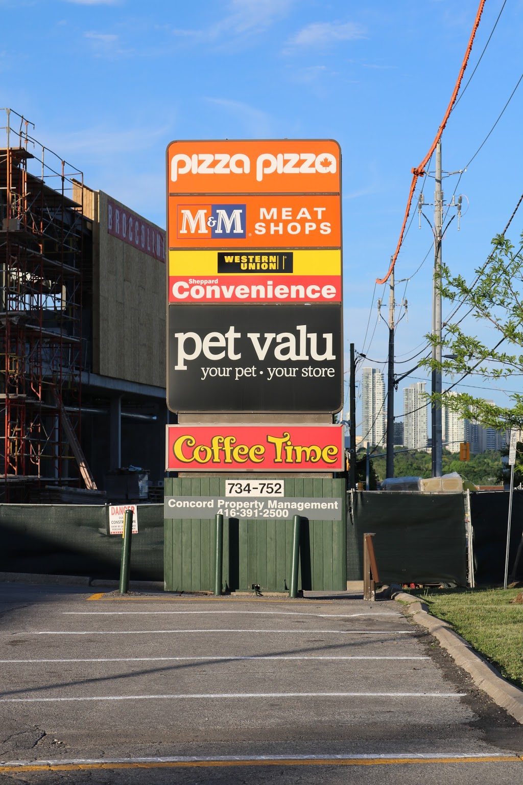 Pet Valu | 748 Sheppard Ave E, Willowdale, ON M2K 1C3, Canada | Phone: (416) 225-9274