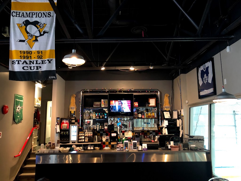 Tilbury Sports Grill | 7187 Vantage Way, Delta, BC V4G 1K7, Canada | Phone: (604) 946-2525