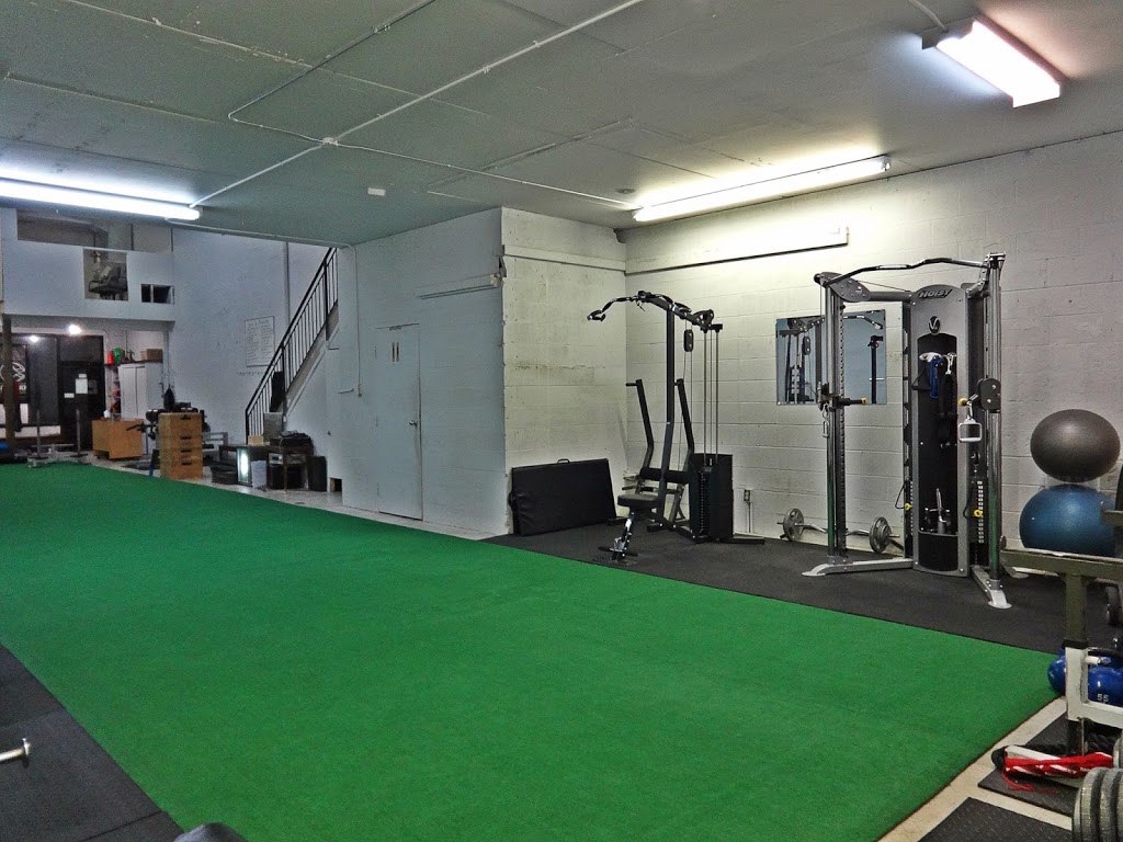 Carpio Strength and Conditioning | 213 Geary Ave, Toronto, ON M6H 2C3, Canada | Phone: (416) 662-3567