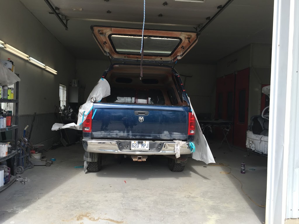 Carrosserie Allaire | 95 QC-153, Saint-Tite, QC G0X 3H0, Canada | Phone: (418) 365-3444