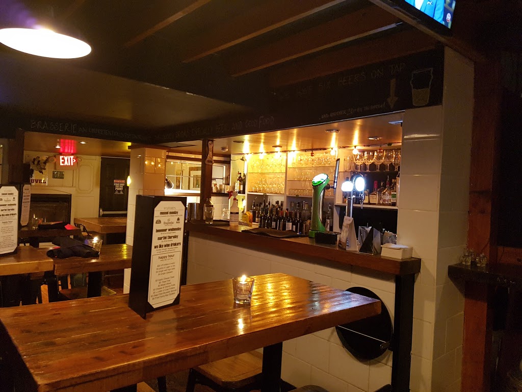 The District Brasserie | 13 Lonsdale Ave, North Vancouver, BC V7M 2E4, Canada | Phone: (778) 338-4938