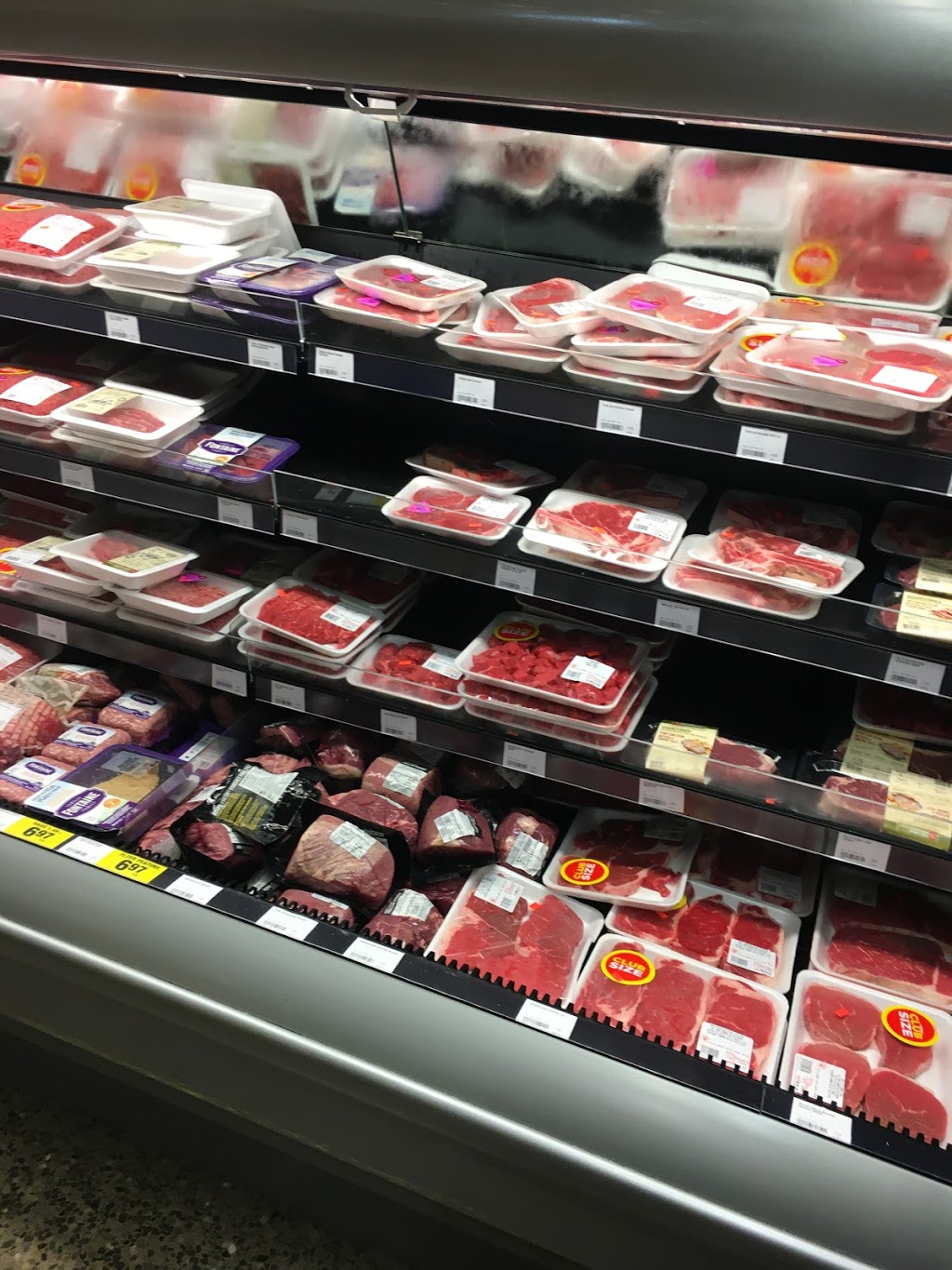 Ross & Lindsays No Frills | 1515 King St E, Cambridge, ON N3H 3R6, Canada | Phone: (866) 987-6453