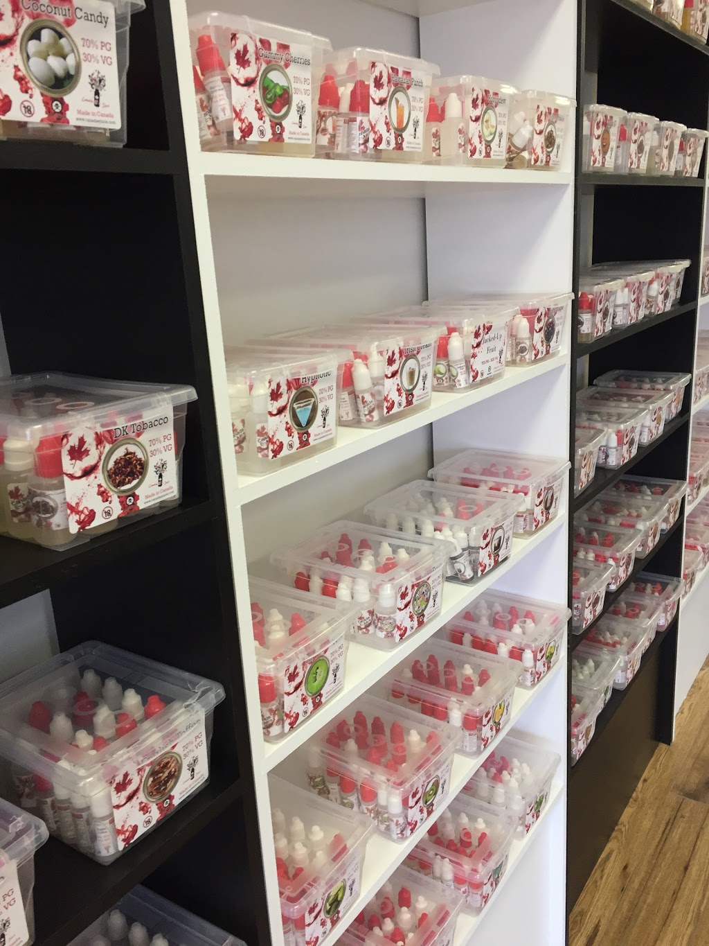 Vapours Canada - Brantford | 10 Stanley St, Brantford, ON N3S 7N4, Canada | Phone: (519) 759-1919