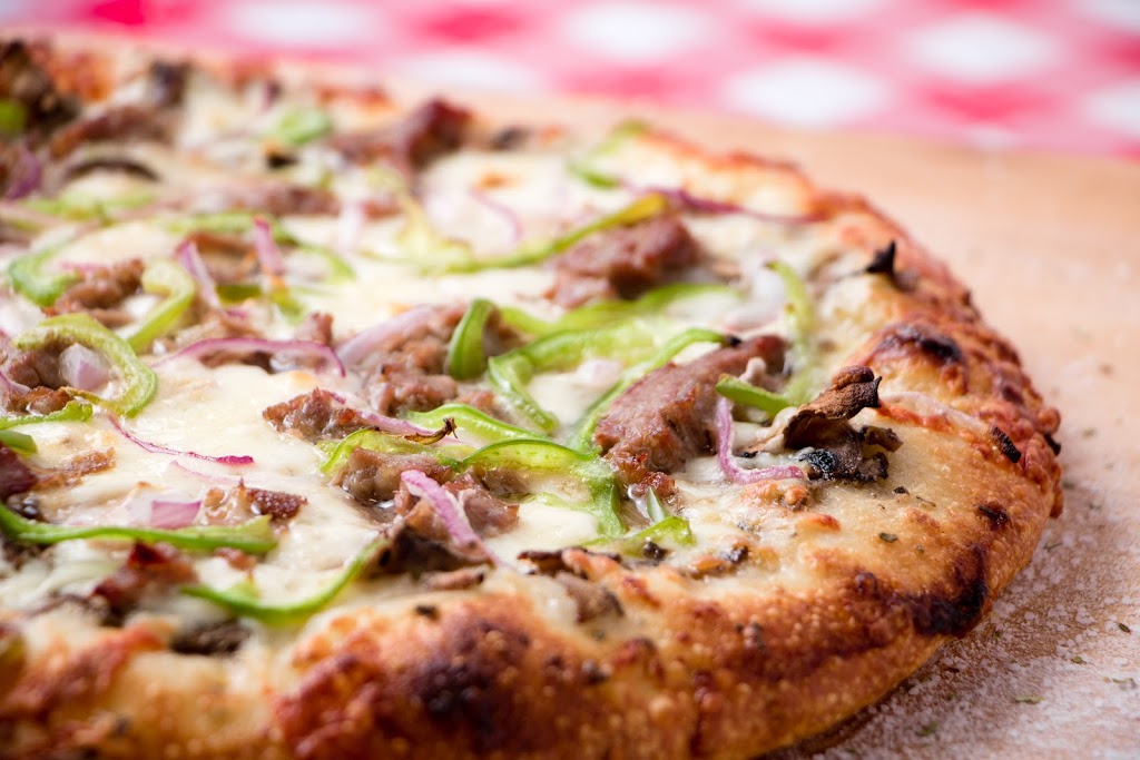 Mr Mozzarella Kelowna Pizza & Wings | 11-4600 Lakeshore Rd, Kelowna, BC V1W 1X4, Canada | Phone: (250) 872-2222